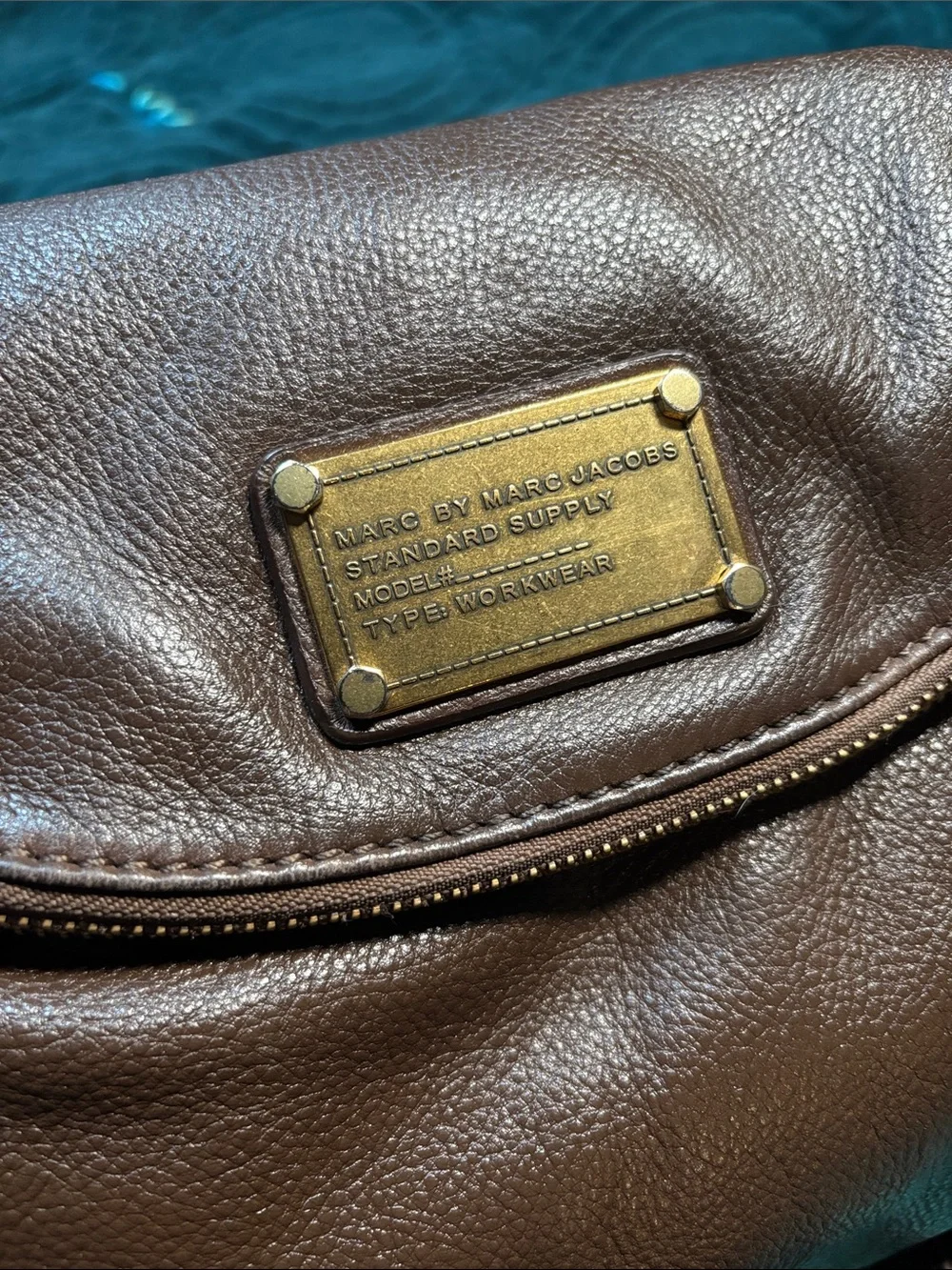 Marc By Marc Jacobs Chocolate Brown Pebbled Leather Crossbody - Picture 11 of 11